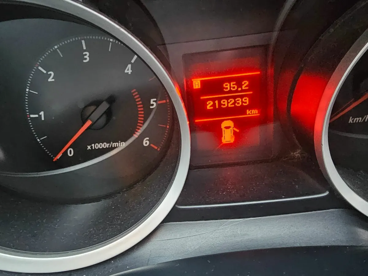 Mitsubishi Lancer 2013 - Image 3