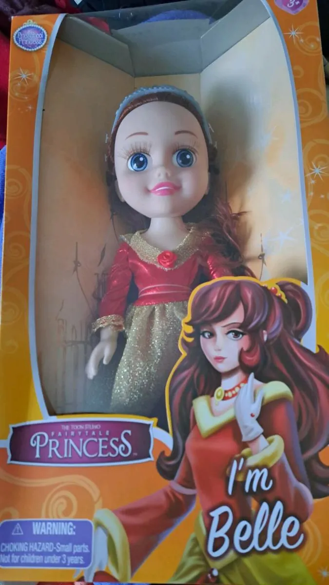 Princess Belle doll - Image 1