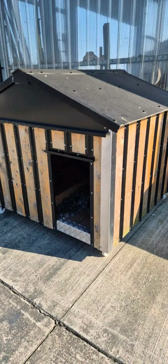 Dog box,kennel - Image 1