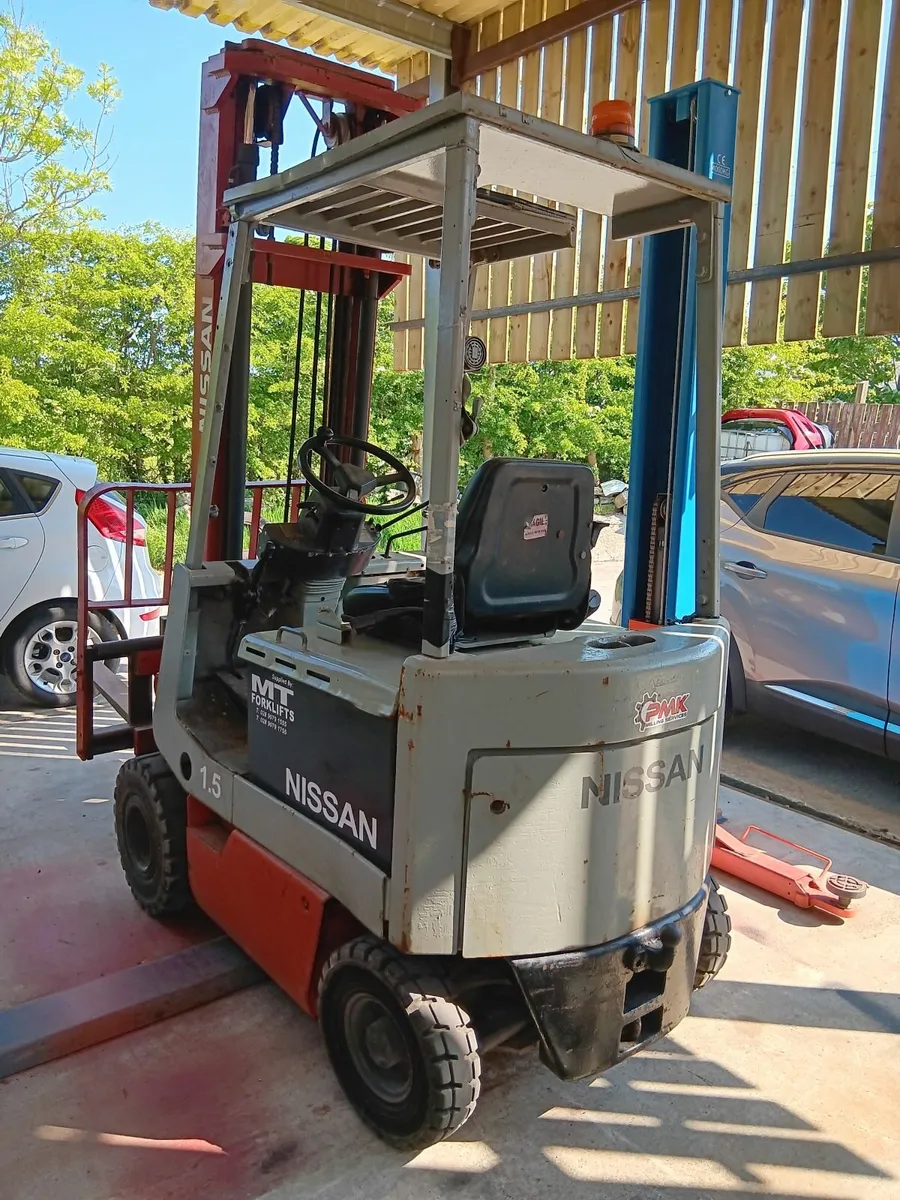 Nissan 1.5 ton forklift - Image 2