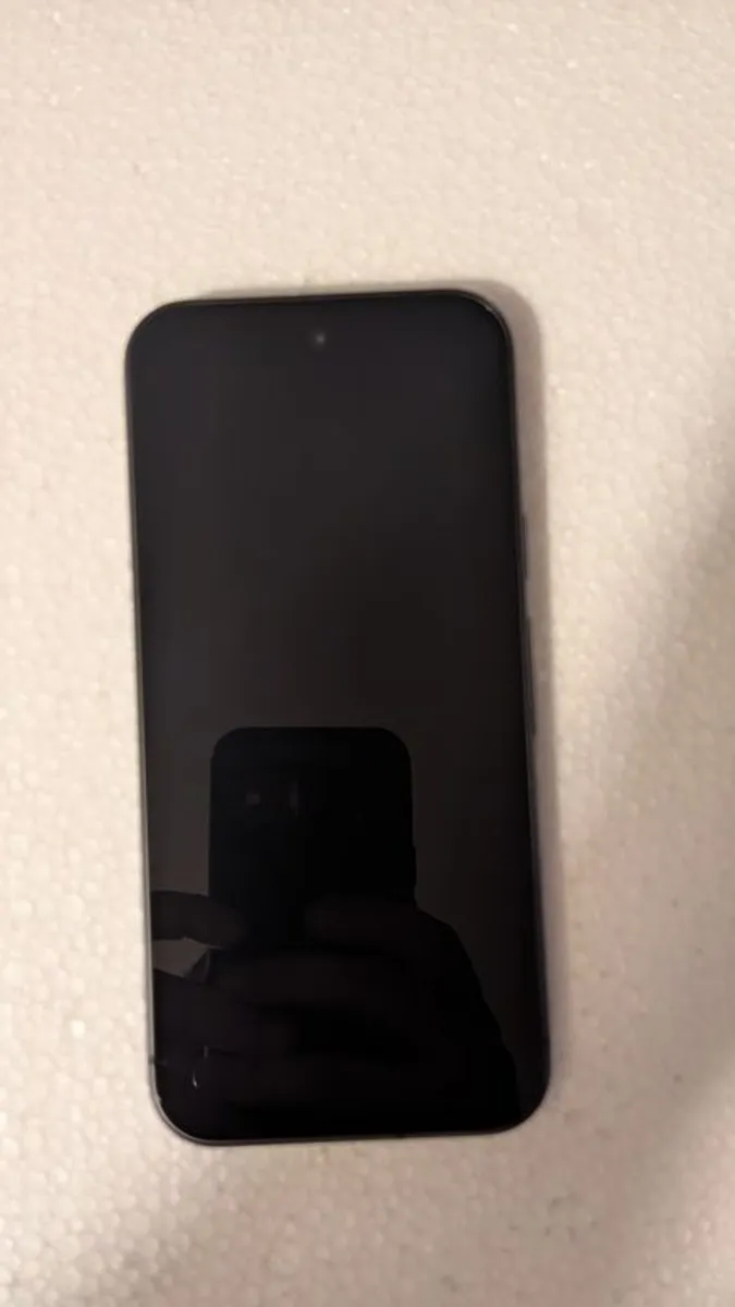 Pixel 9 128 GB Obsidian + phone protection case and screen - Image 2