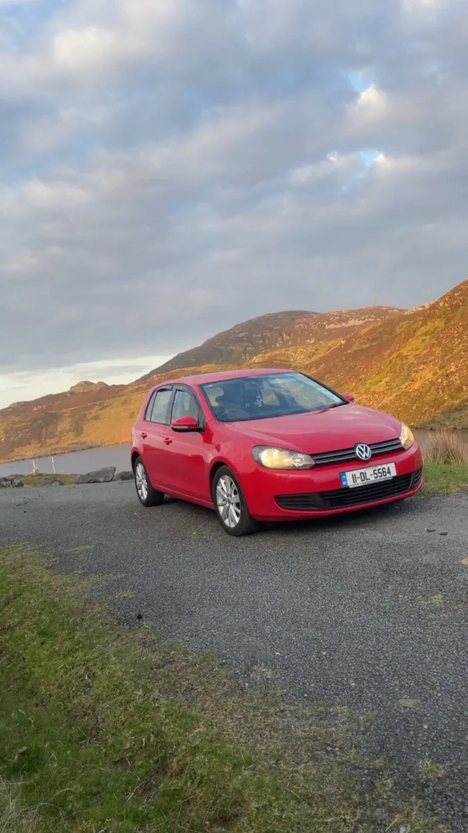 2011 Volkswagen Golf 1.6TDI - Image 1