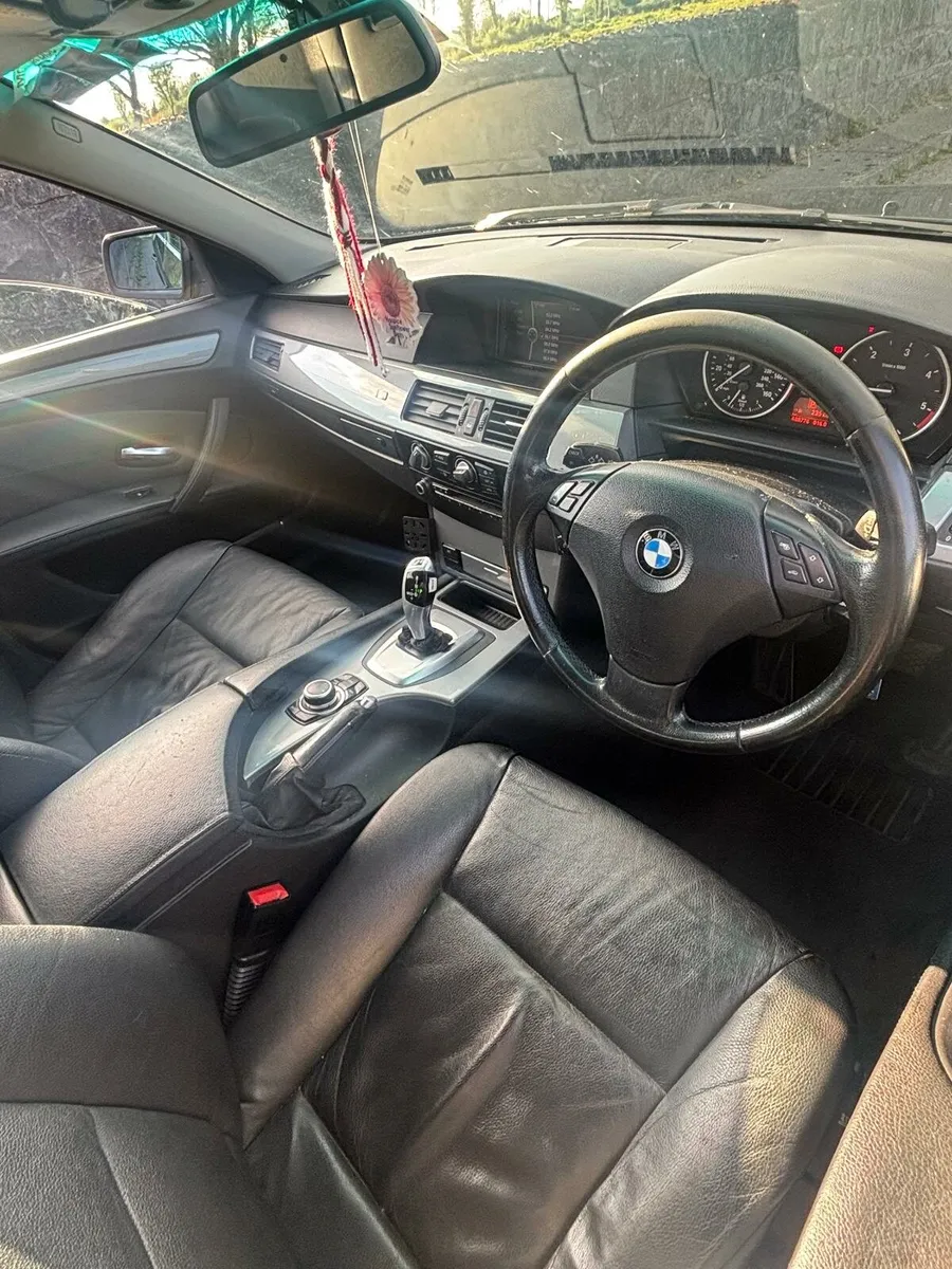 BMW 520D - Image 2