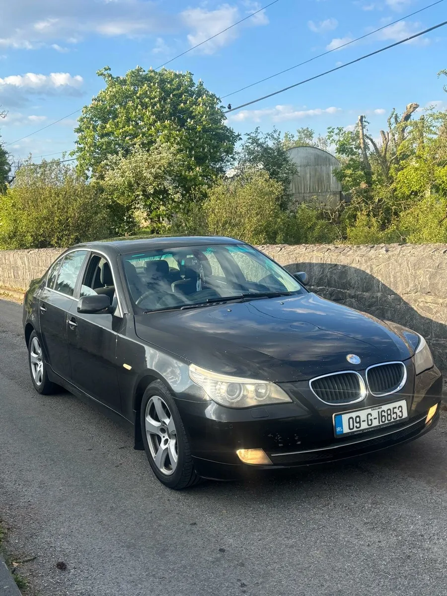 BMW 520D - Image 1