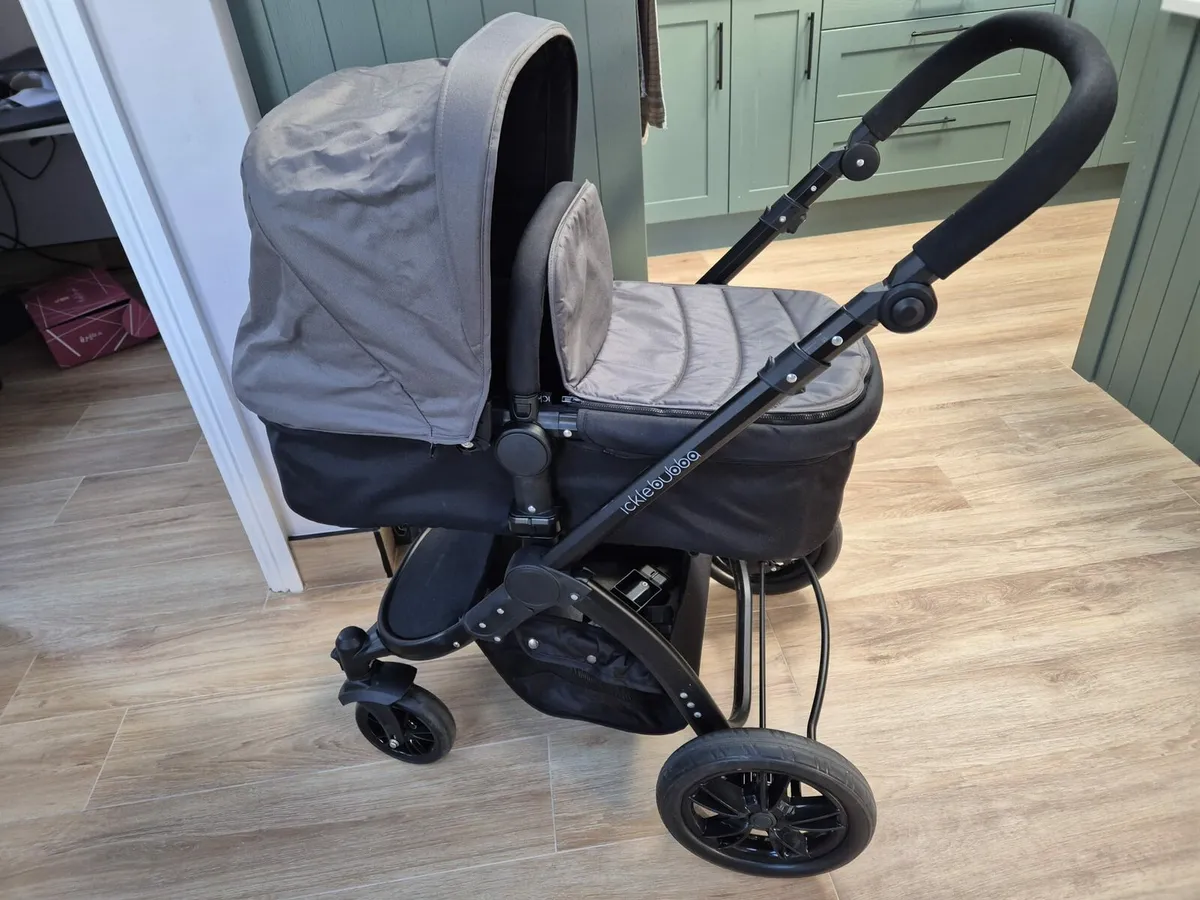ickle bubba Travel System with Infant Carrier - Image 1