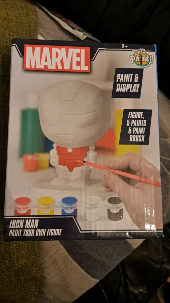 Marvel Iron Man - paint your own figure - Image 1