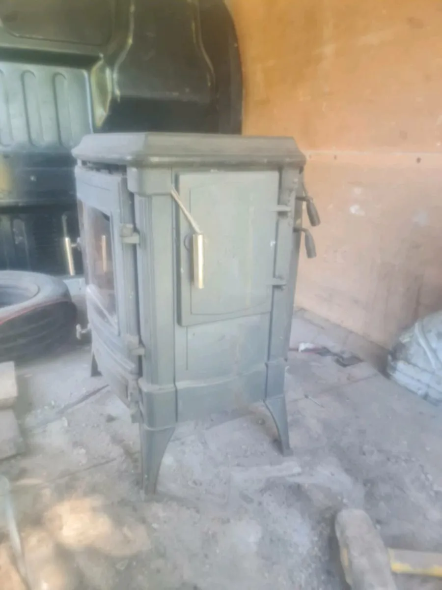 Stove - Image 3