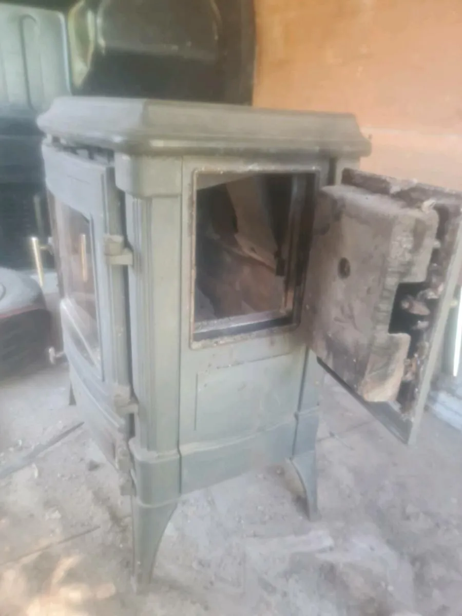 Stove - Image 4