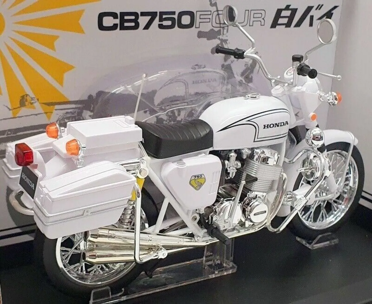 Honda, CB. 750 Four, 1/12 scale - Image 2