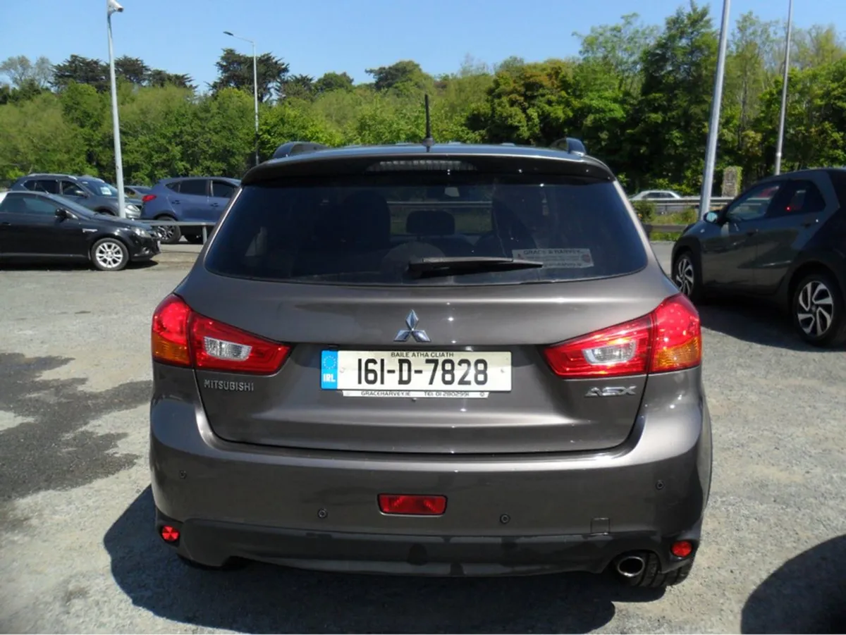 Mitsubishi ASX 1.6 2WD Instyle  E6 4DR - Image 3