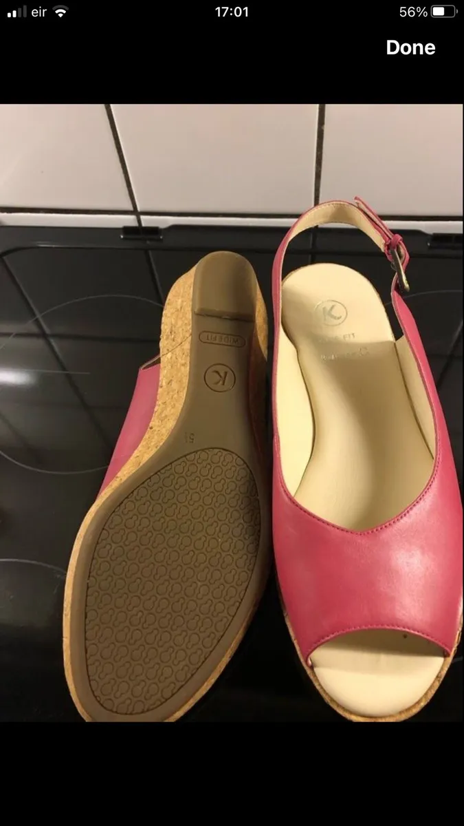 Ladies new wedge sandals size 5.5 €25 - Image 3