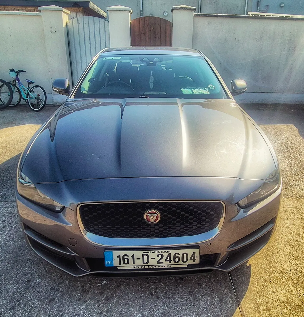 Jaguar XE - Image 4
