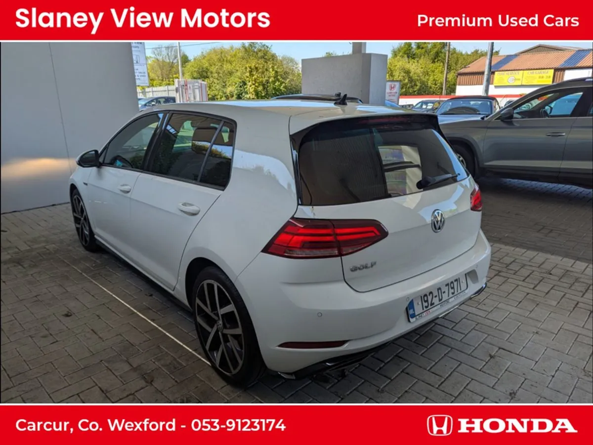 Volkswagen Golf R-line 1.0 TSI Manual 6speed FWD - Image 3