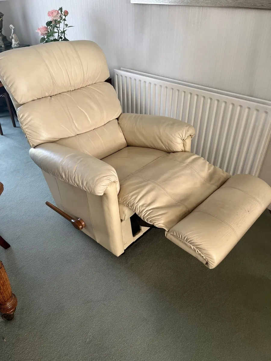 Lazy Boy leather manual reclining chair - Image 1