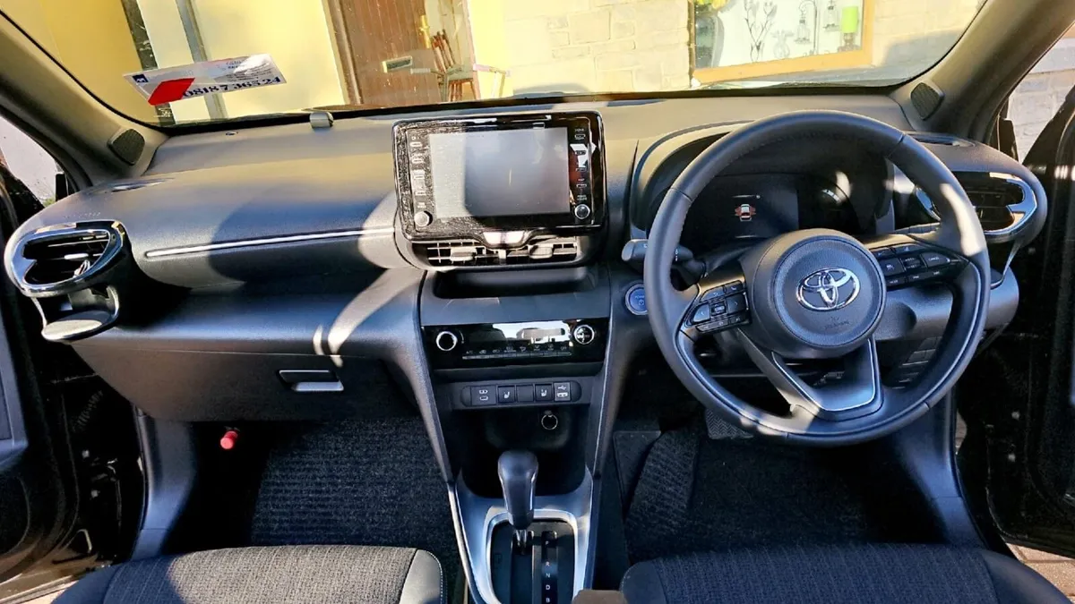 Toyota Yaris Cross 2023 - Image 3