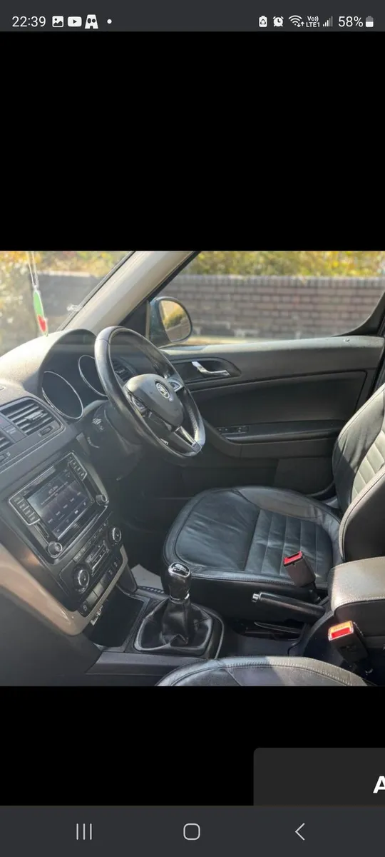 Skoda Yeti 2017 full Skoda service history - Image 4