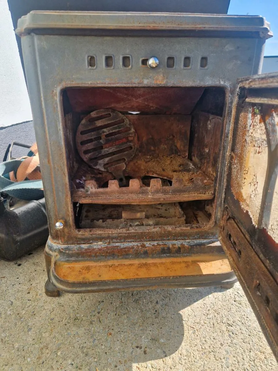 Stove - Image 3