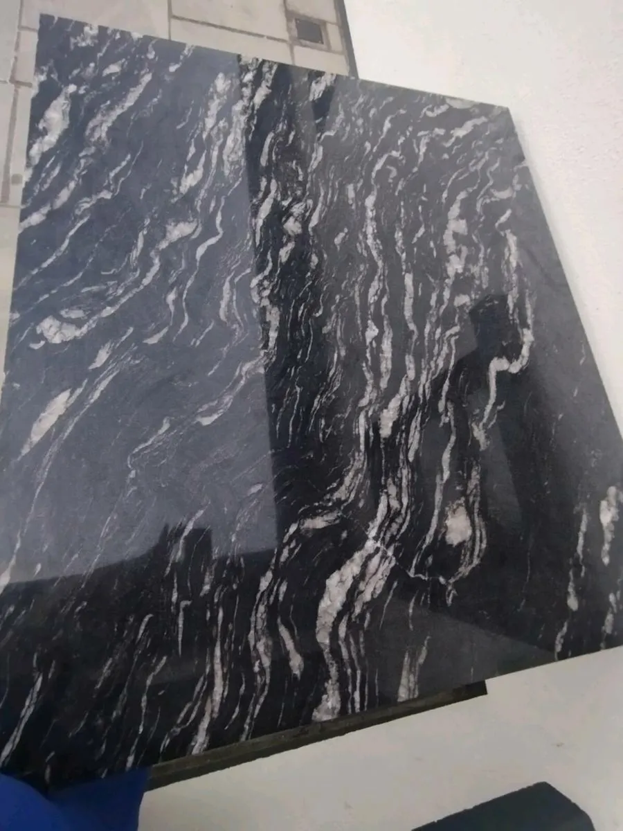 Granite table - Image 1