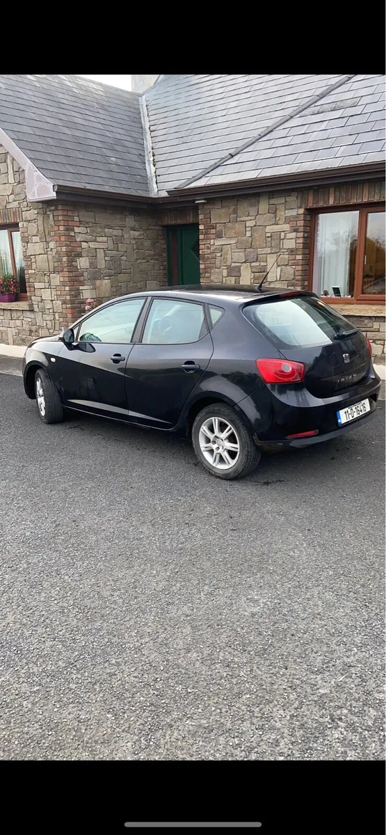 Car - Image 2