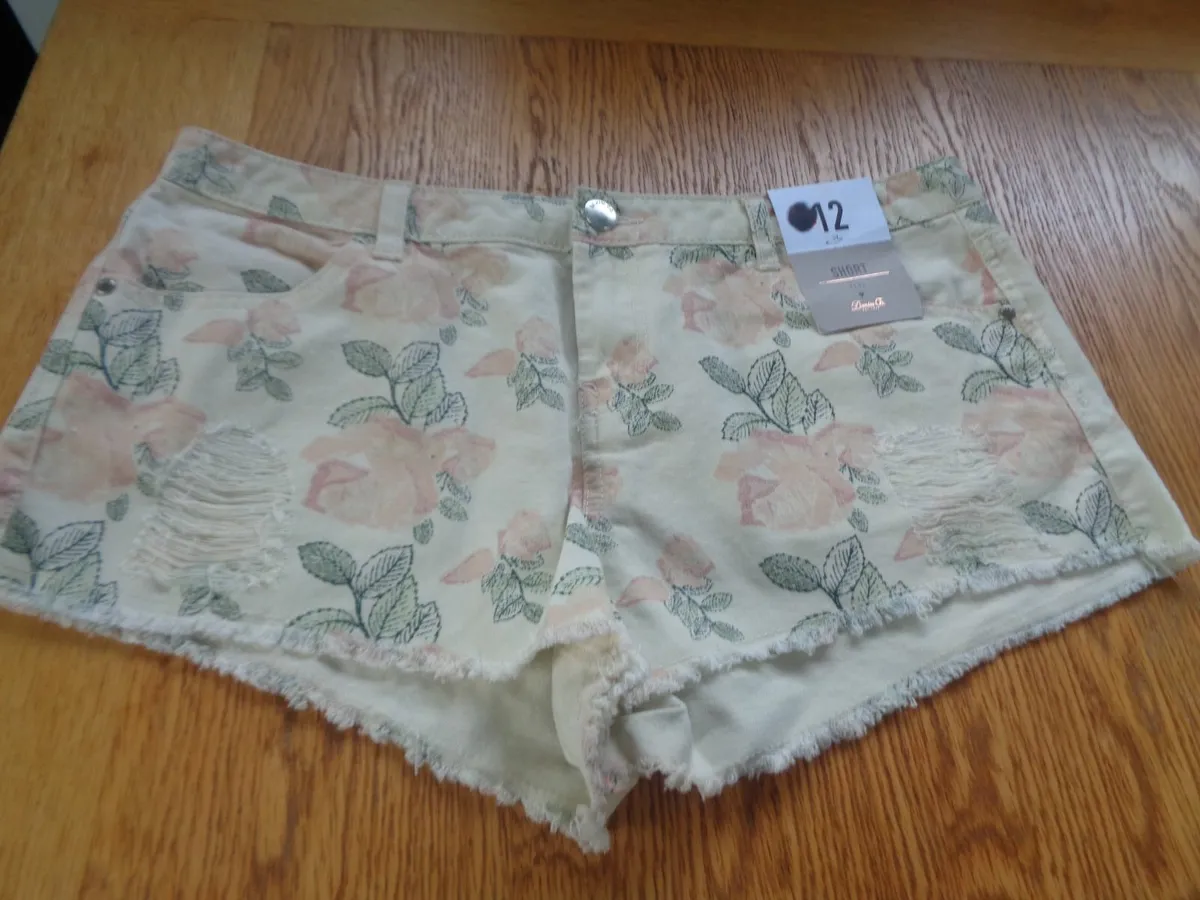 Ladies Shorts for Sale - Image 1