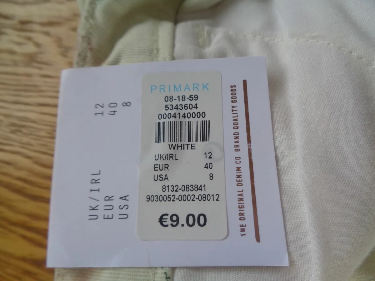 Ladies Shorts for Sale - Image 3
