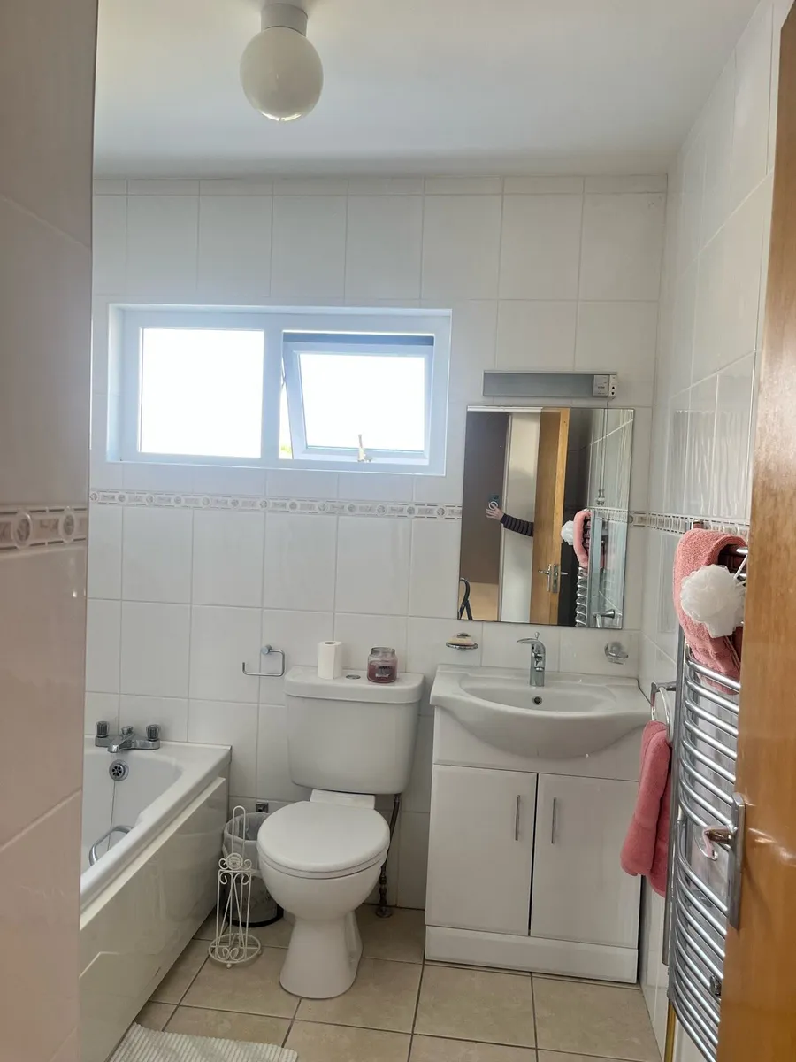 5 bedroom Galway City holiday home - Image 4