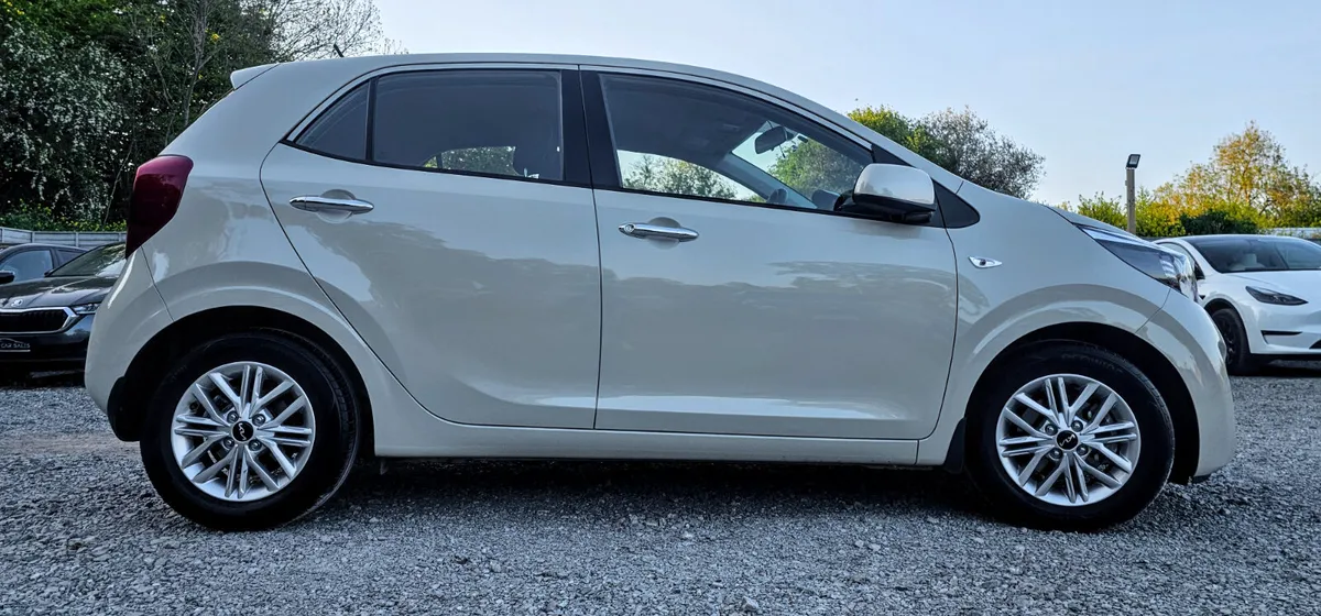 🔥 2024 Kia Picanto PE 1.0 Petrol Automatic - Image 3