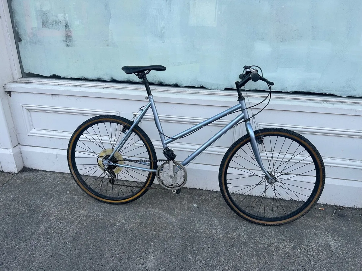 Ladies bike ❗️Open 7 days❗️ - Image 1