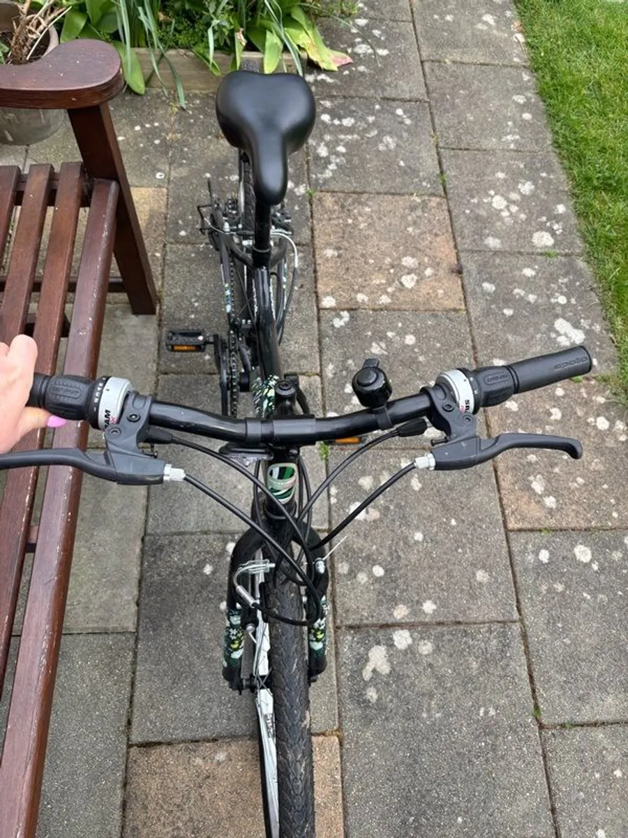 Girls bike - Image 2