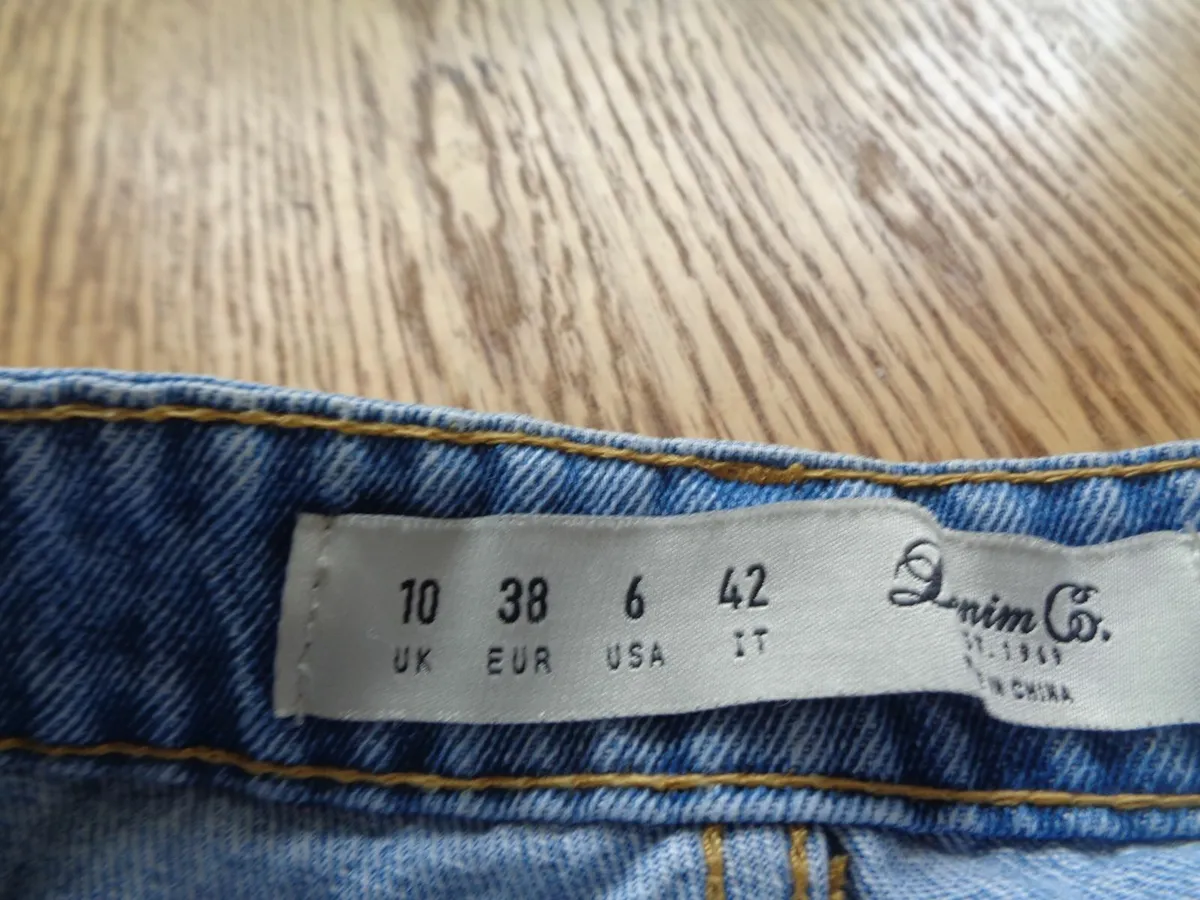 Ladies Denim Shorts for Sale - Image 3