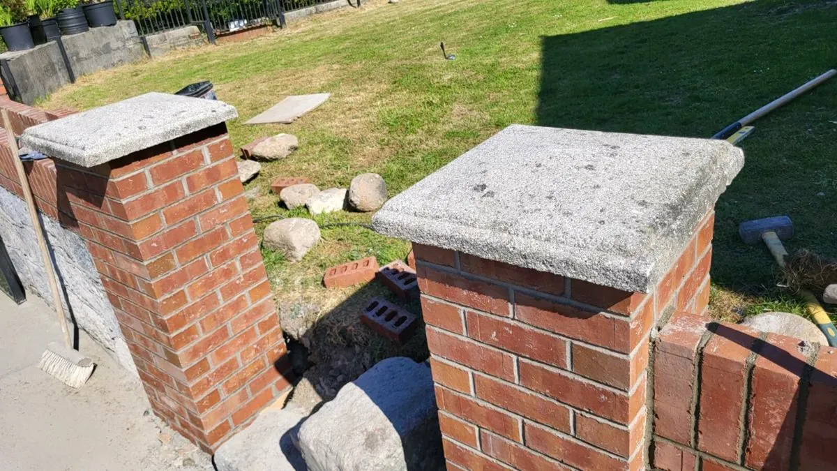 Recon granite pier cappings - Image 4