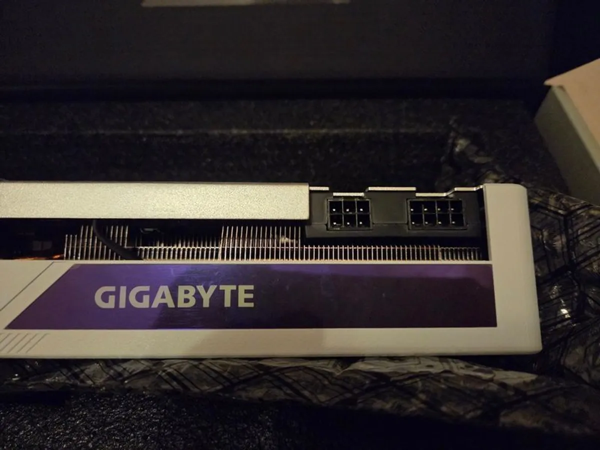Gigabyte RTX 3070 VISION OC 8GB graphics card - Image 4