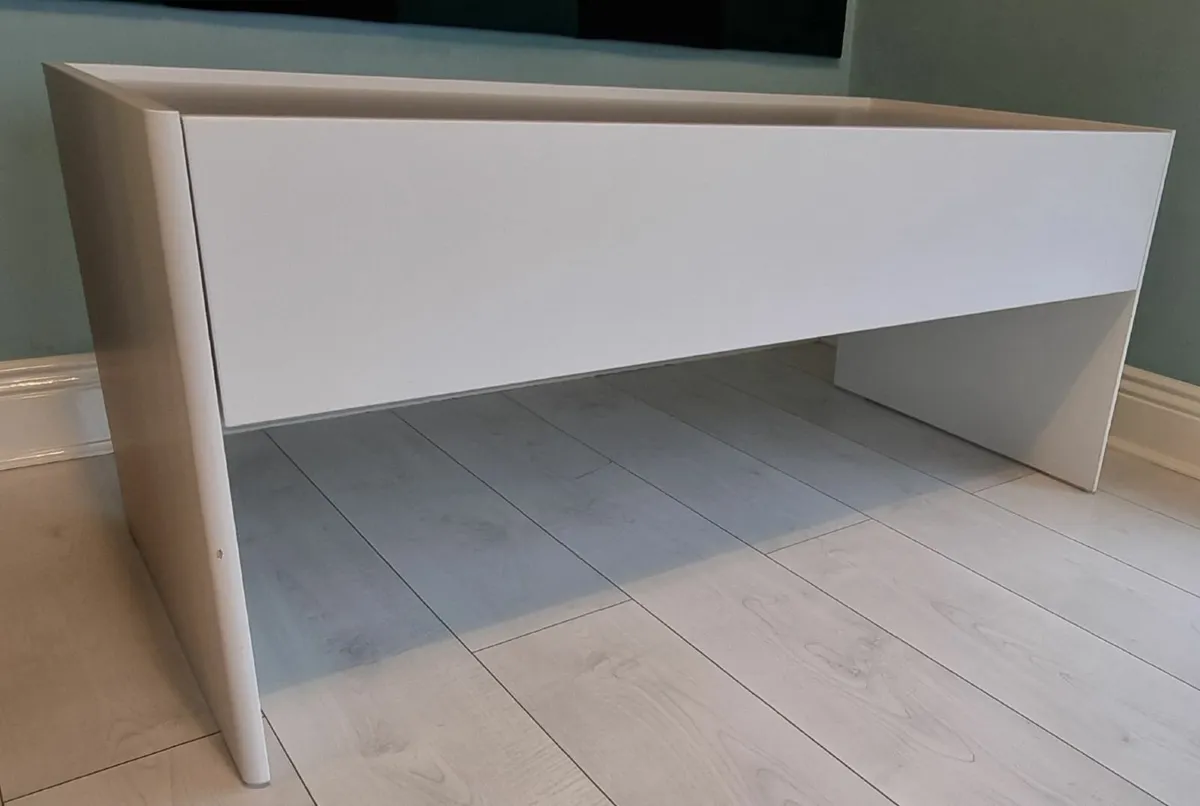 Ikea Dundra Activity Table - Image 2
