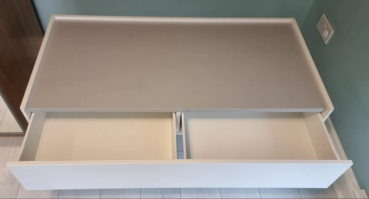 Ikea Dundra Activity Table - Image 3
