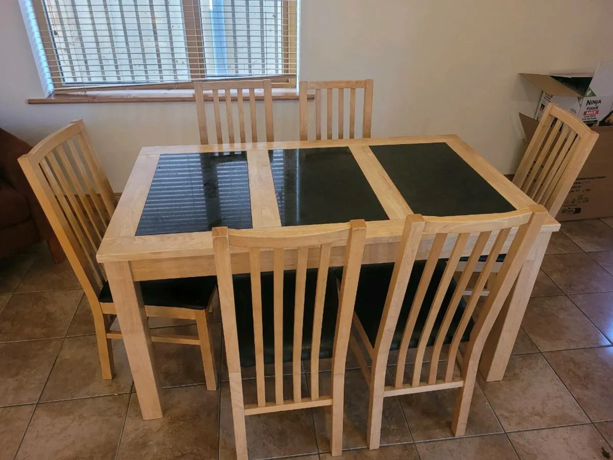 Kitchen Table and Chairs - Image 2