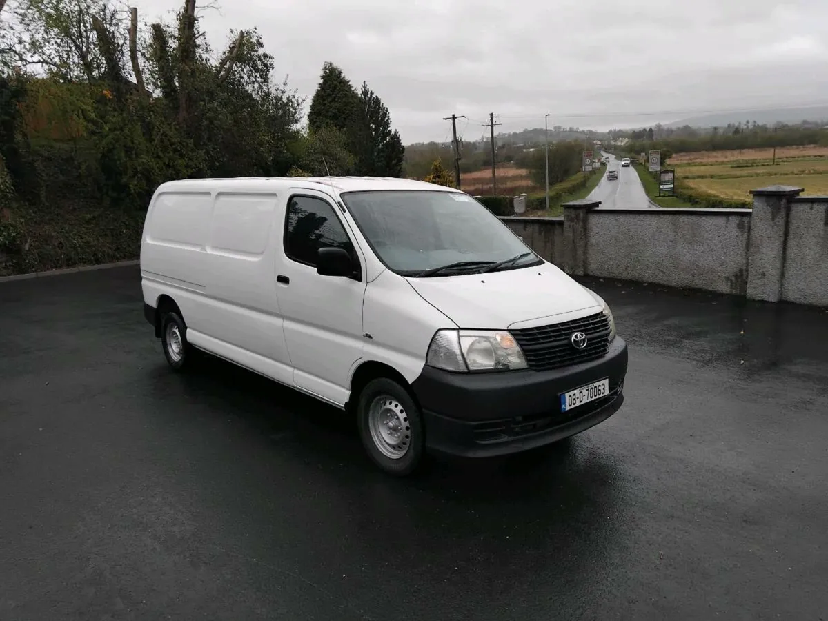 Low mileage 08 hiace test 18/02/26 tax 08/25 - Image 2