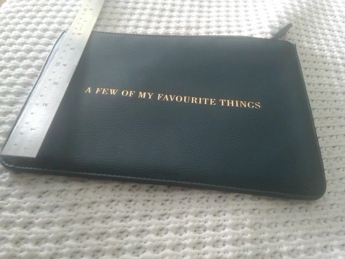 LK BENNETT DARK GREEN LEATHER POUCH NEW - Image 3