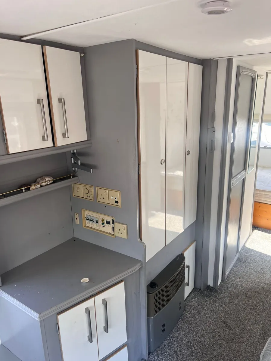 ✨BARGAIN BAILEY SENATOR 5 BERTH✨ - Image 4