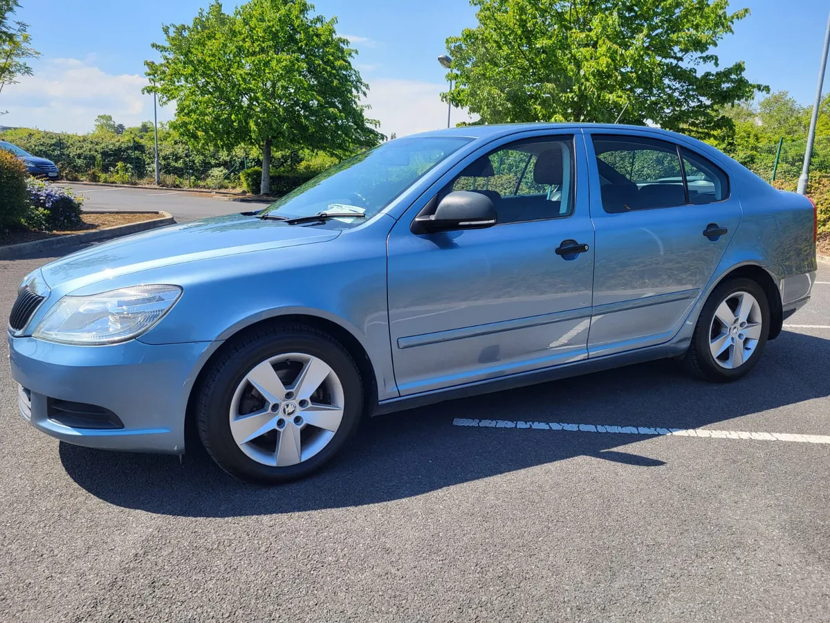 2011 SKODA OCTAVIA 1.6 TDI CR S LOW TAX - Image 2