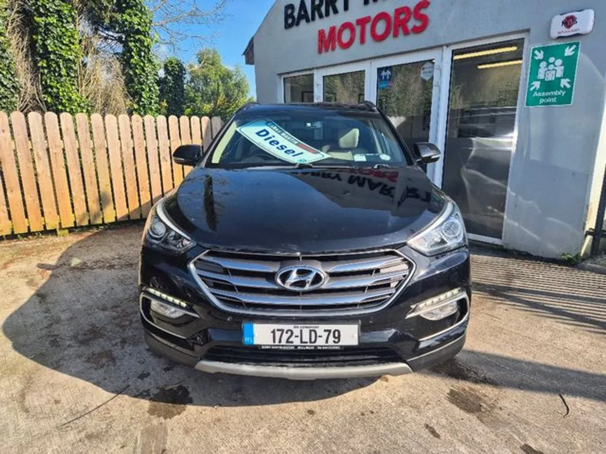 Hyundai Santa Fe Executive 2.2 DSL 4WD 7 Seater - Image 2