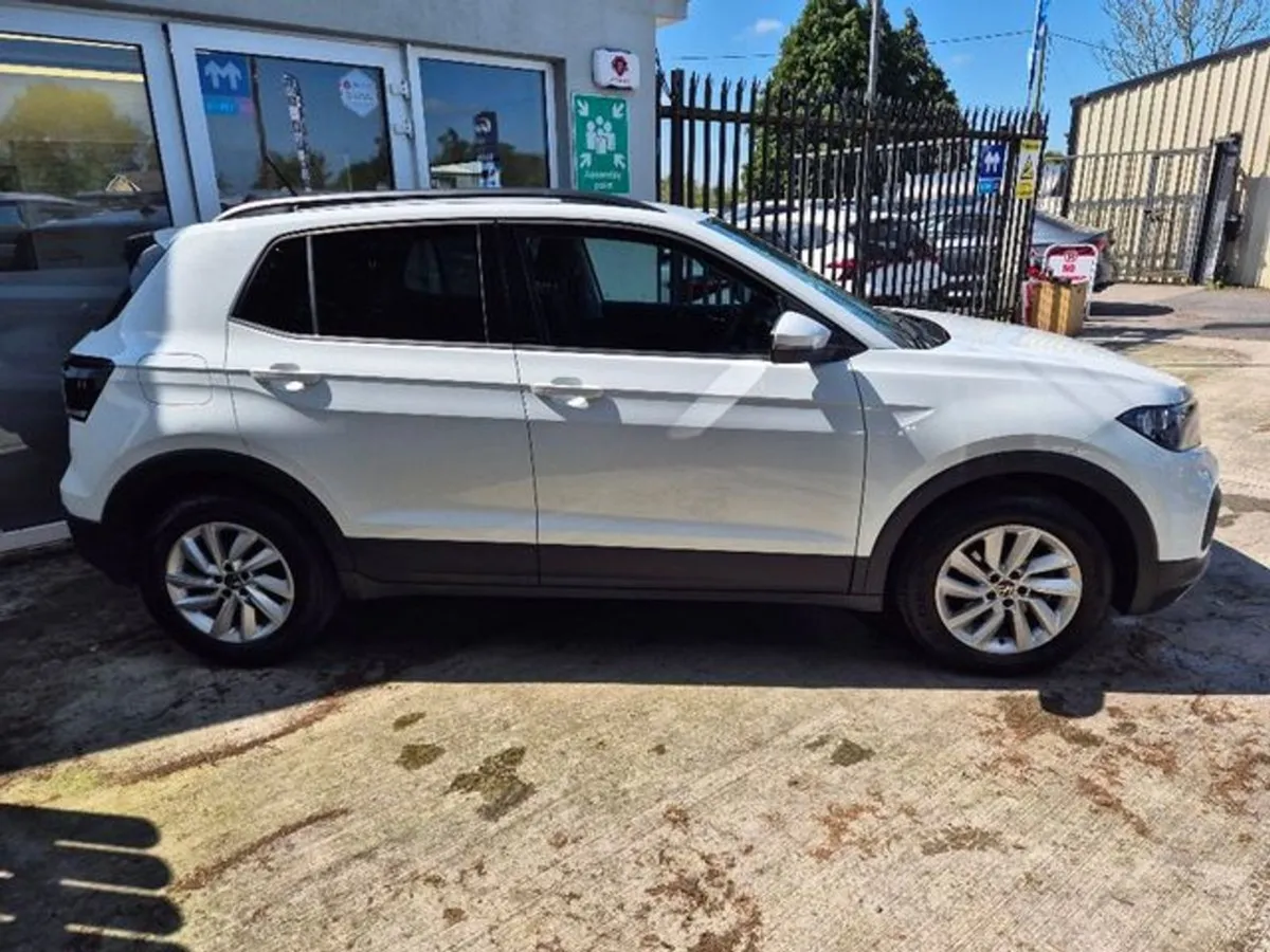 Volkswagen T-Cross Life 1.0 TSI M5F 95hp 5DR - Image 4