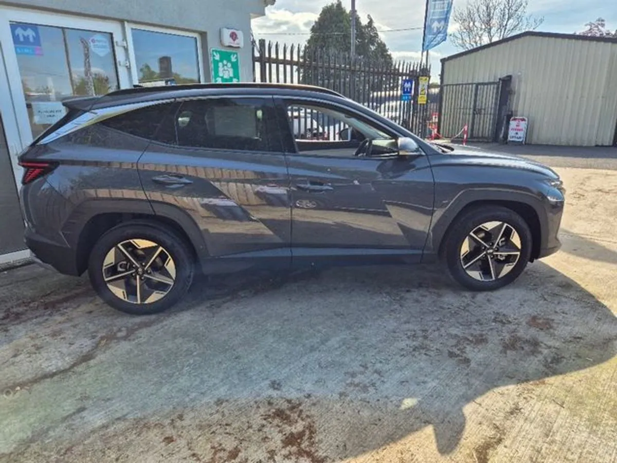 Hyundai Tucson Executive Plus - Image 4