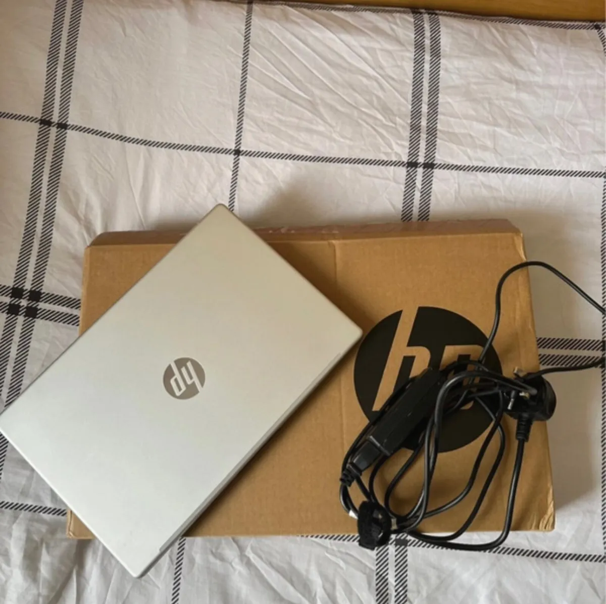 Hp Laptop - Image 4