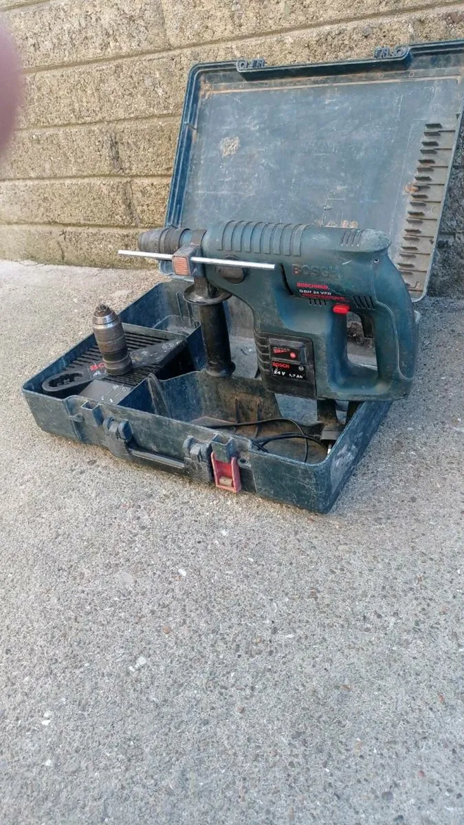 Bosch Battery Hammer Drill - Image 1