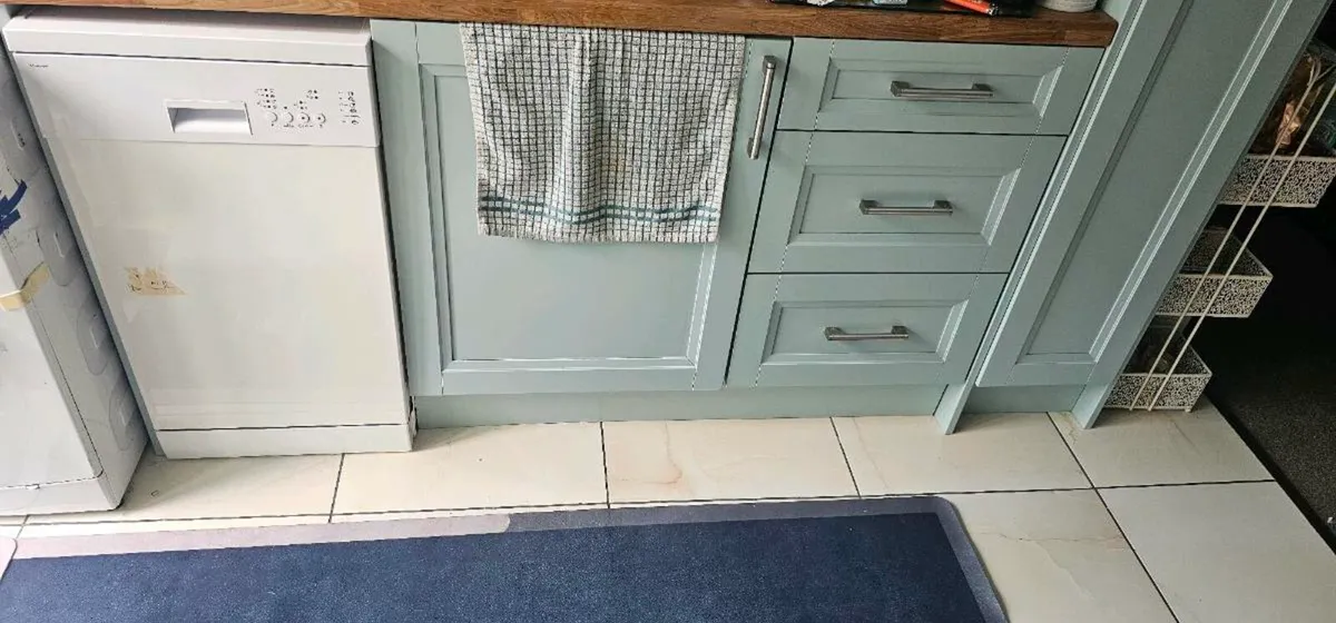 Kitchen unit - Image 2