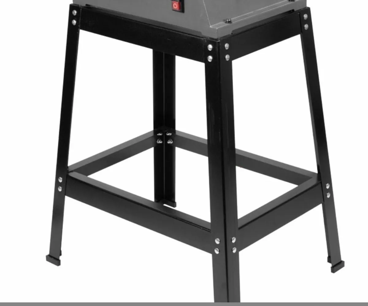 Metal tool stand - Image 1