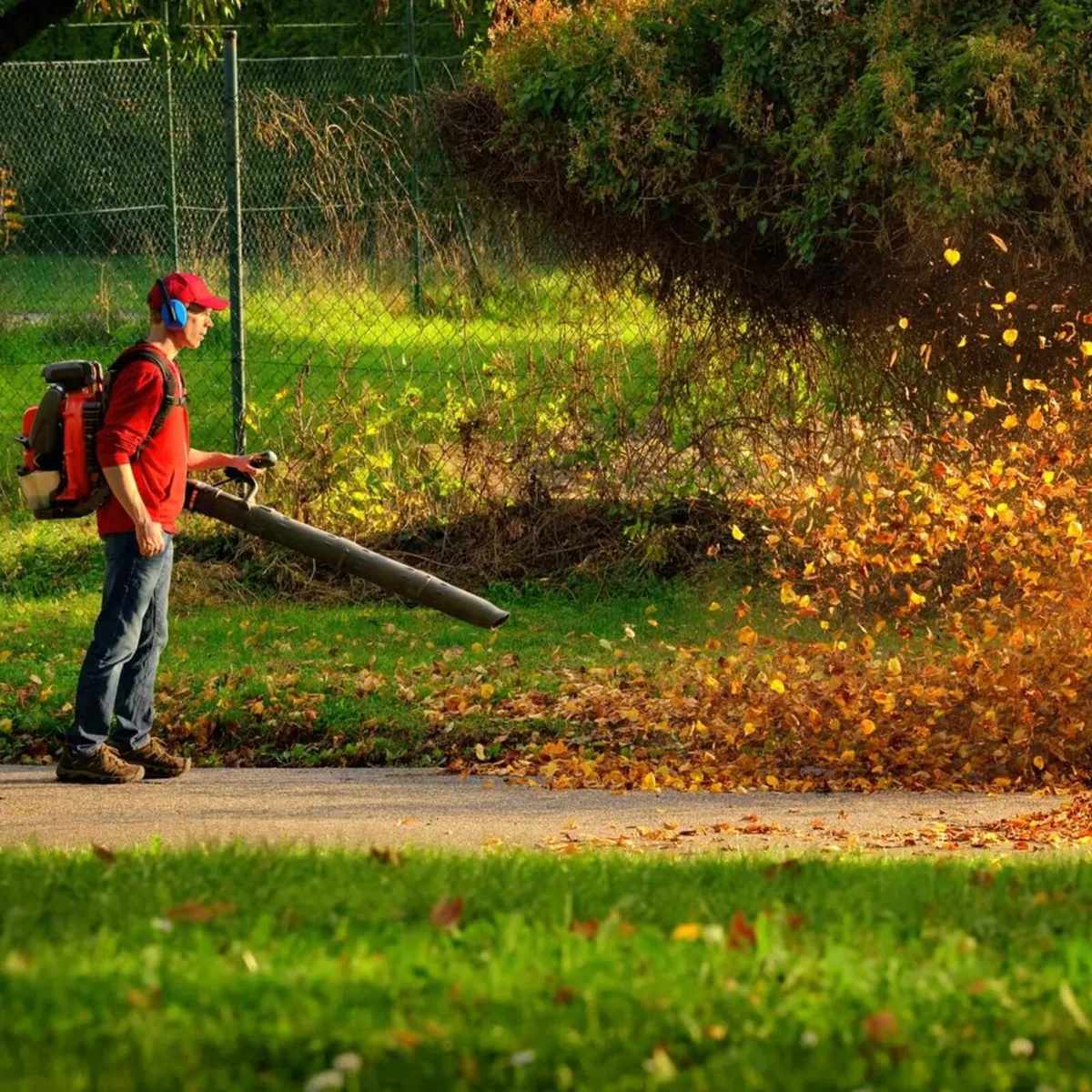 Backpack Leaf / Grass Blower 1.7 HP Free Delivery - Image 4