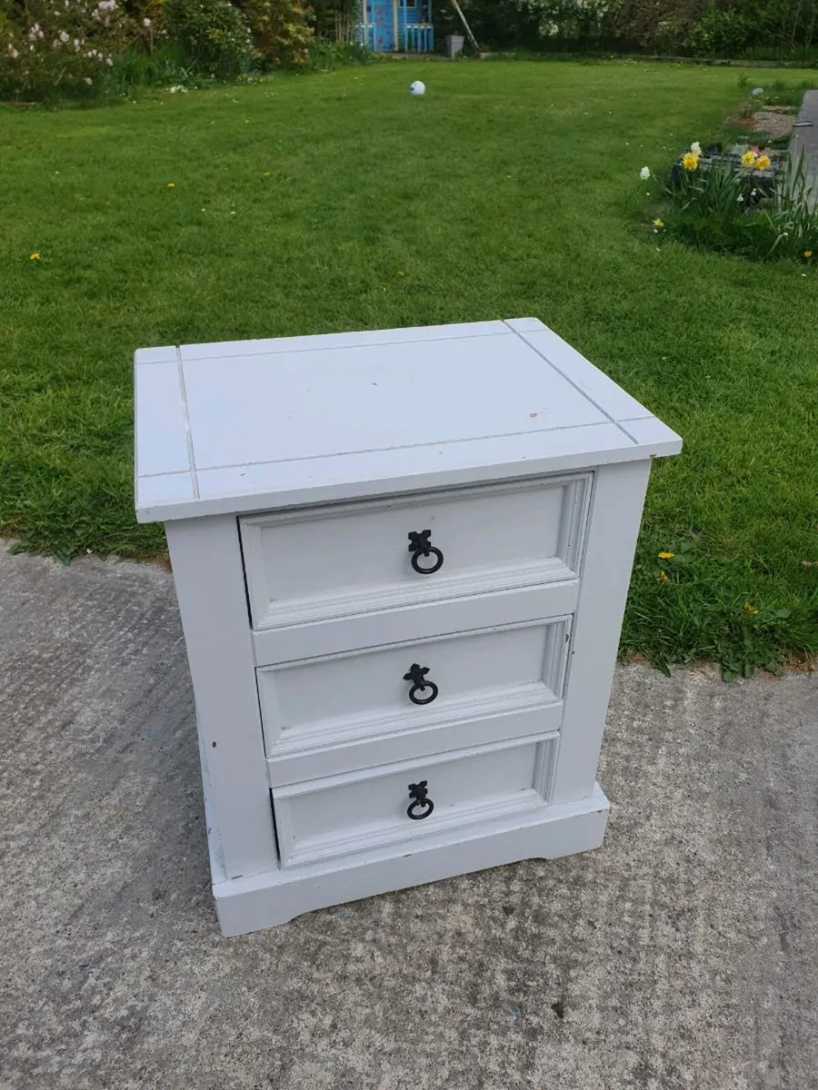 Solid wood bedside table - Image 2