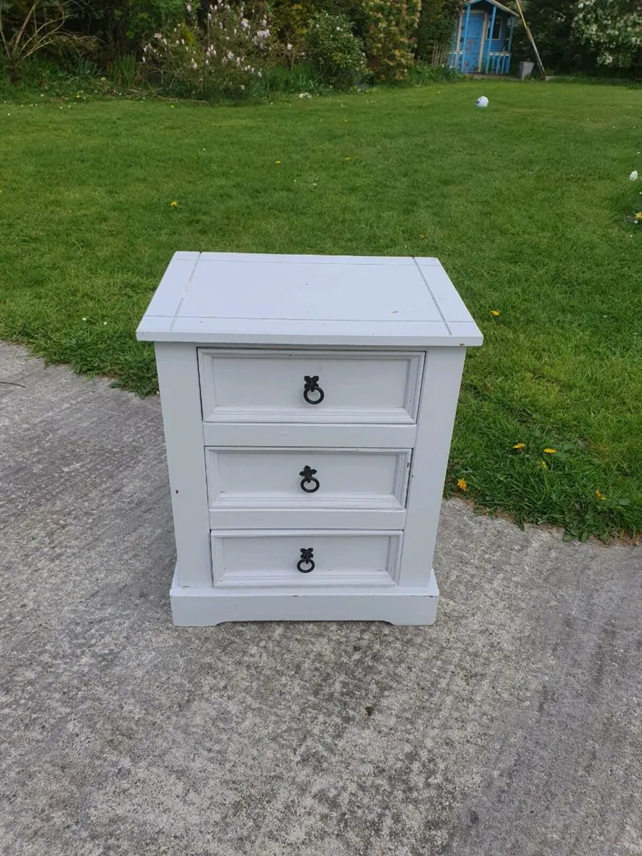Solid wood bedside table - Image 4