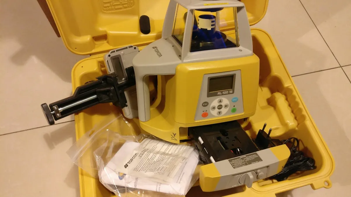 Topcon RL-100 1S Single Grade Laser - Image 1